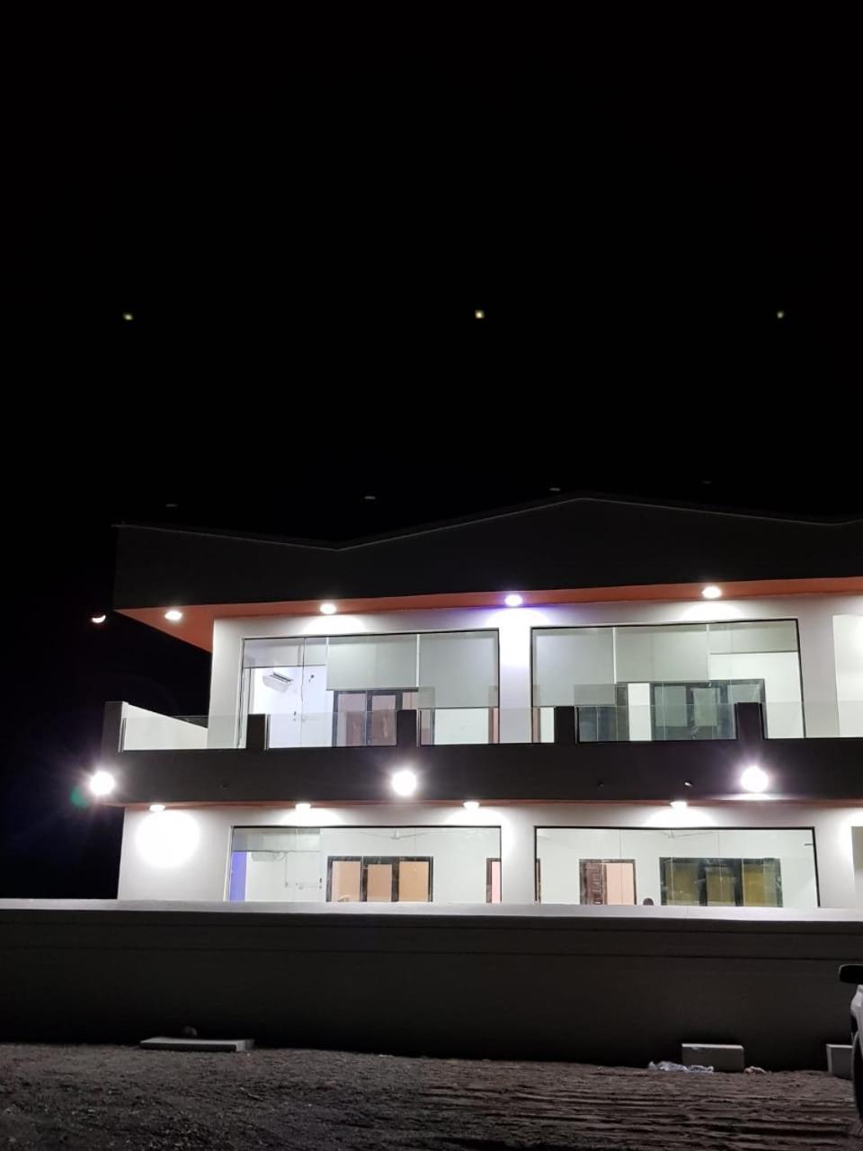 Home X4 Al Wasil Exterior photo
